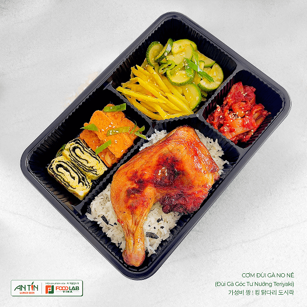 V4 - CƠM ĐÙI GÀ NO NÊ (Đùi gà góc tư nướng Teriyaki)